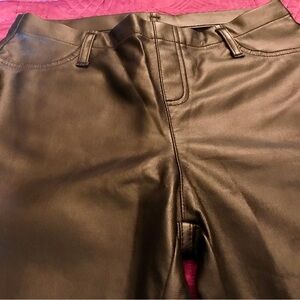 Faded Glory Spandex Pull On Pants. Never Worn.